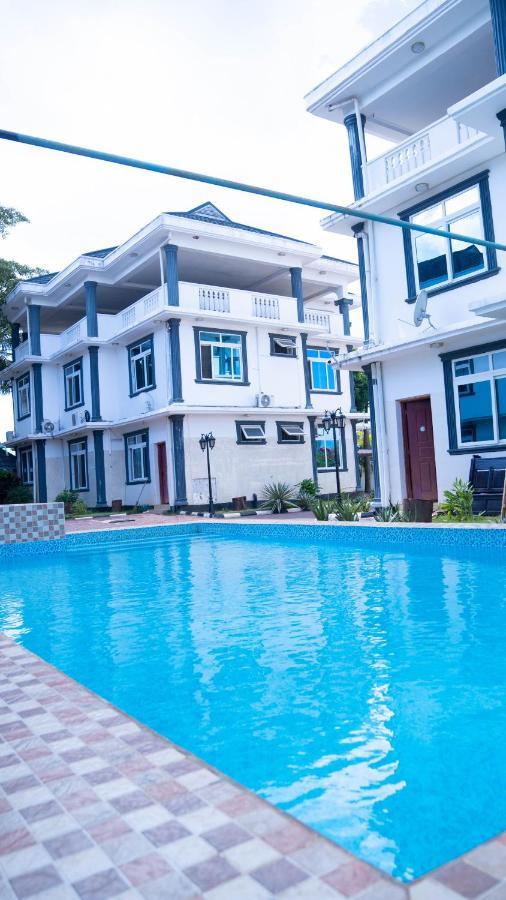 Luxury Beach Villa Inn Dar es Salaam Bagian luar foto