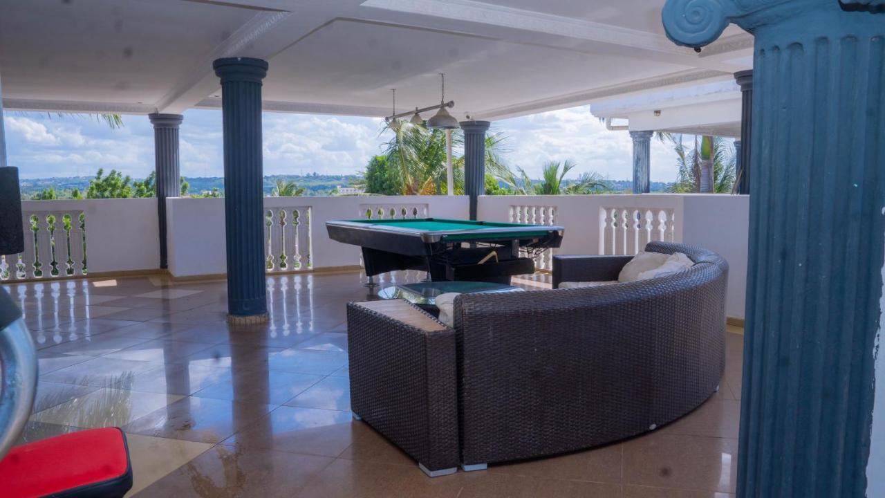 Luxury Beach Villa Inn Dar es Salaam Bagian luar foto