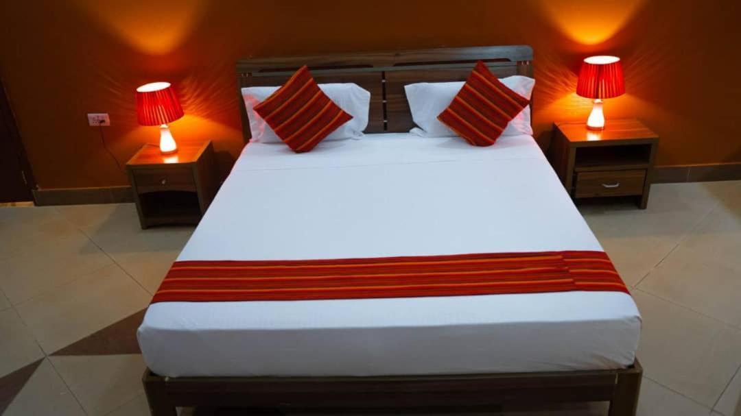 Luxury Beach Villa Inn Dar es Salaam Bagian luar foto